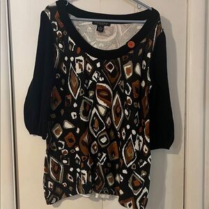 Like new, pine needle, Geometric Black and Brown Blouse